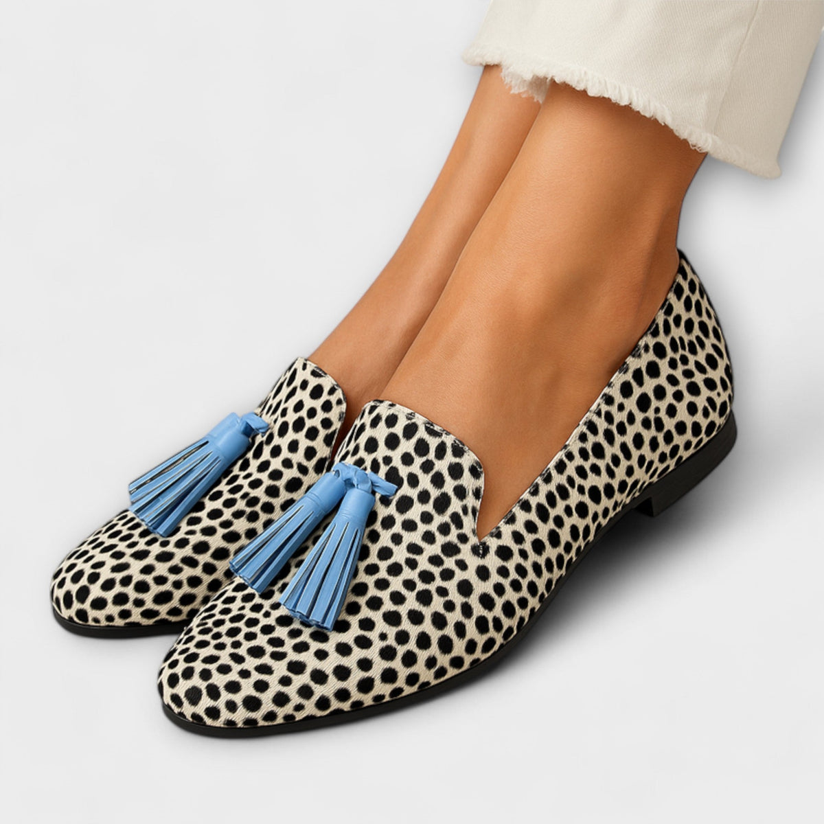 Mira - Slip-On with Pom-Pom
